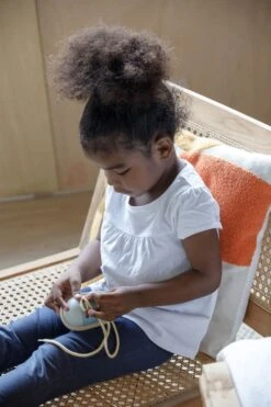 PlanToys Holzspielzeug Schnürsenkel-Orchard -Trixie Verkäufe 5409 1