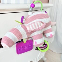 Dolce Primo Aktivitätsspielzeug Ameise Bär Alice - 18 Cm -Trixie Verkäufe dolce toys aardvark