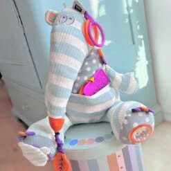 Dolce Primo Aktivitätsspielzeug Ameisenbär Anthony - 33 Cm 21 Dolce Primo Aktivitätsspielzeug Ameisenbär Anthony - 33 Cm -Trixie Verkäufe dolce toys anteater 3