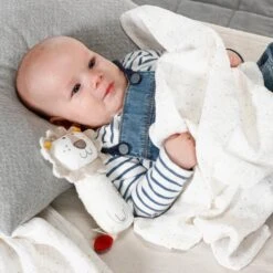 Fehn 056259 Stab-Löwe & Musselintücher FehnNATUR – Süßer Stab-Greifling Mit Rassel Und Mullwindeln – Für Babys Und Kleinkinder Ab 0+ Monaten – Größe: 16, 60 X 60 Cm -Trixie Verkäufe fehn 056259 stab loewe musselintuecher fehnnatur suesser stab greifling mit rassel und mullwindeln fuer babys und kleinkinder ab 0plus monaten groesse 16 60 x 60 cm 3