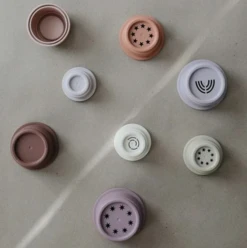 MUSHIE - STACKING CUP - Blütenblatt -Trixie Verkäufe mushie stacking cup bluetenblatt 3