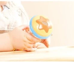 Rassel Mit Vielen Funktionen, Shake Rattle And Roll, Ab 3 Monaten, Im Geschenkkarton, Ca. 6 X 6 X 13,5 Cm -Trixie Verkäufe rassel mit vielen funktionen shake rattle and roll ab 3 monaten im geschenkkarton ca 6 x 6 x 13 5 cm 2