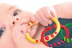 Tolo Classic Toy Geschenk-Set - 3 Stück -Trixie Verkäufe tolo classic cadeauset 3 delig rubberen schakels rammelaars 3