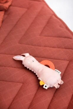 Trixie Mini-Activity-Spieltier - Mrs. Rabbit -Trixie Verkäufe trixie mini activiteitenspeeltje mrs rabbit